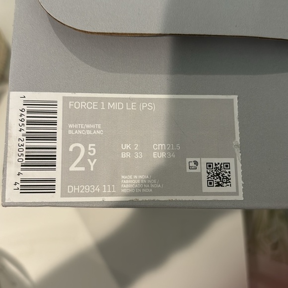 Nike Air Force 1 Mid - Picture 6 of 8